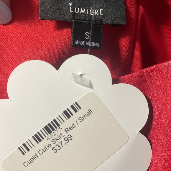 Red mini leather skirt NWT - Picture 3 of 3